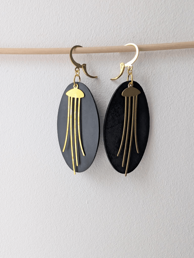 Boucle d'oreille méduse 