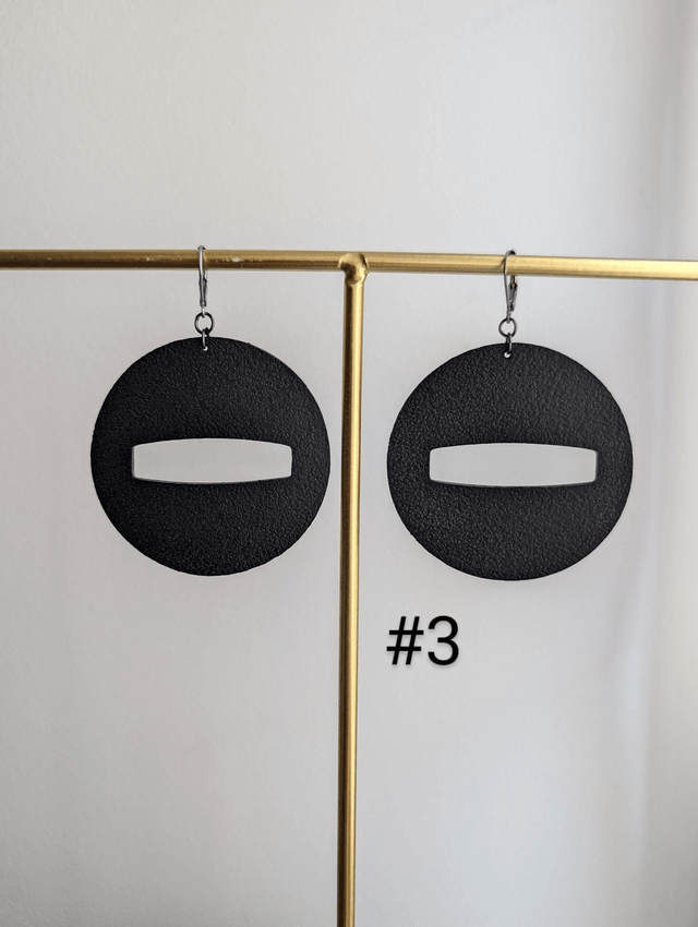 Boucle d'oreille en chambre a air recyclée 